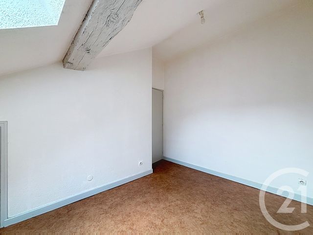Appartement F3 &agrave; louer - 3 pi&egrave;ces - 65,73 m2 - Remiremont - 88 - LORRAINE