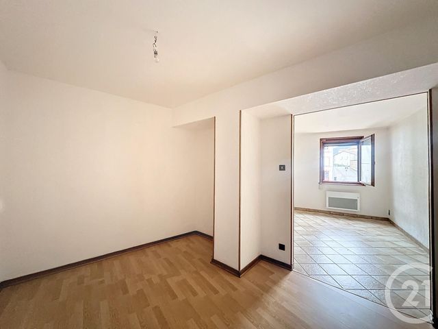 Appartement F2 &agrave; louer - 2 pi&egrave;ces - 45,88 m2 - Remiremont - 88 - LORRAINE