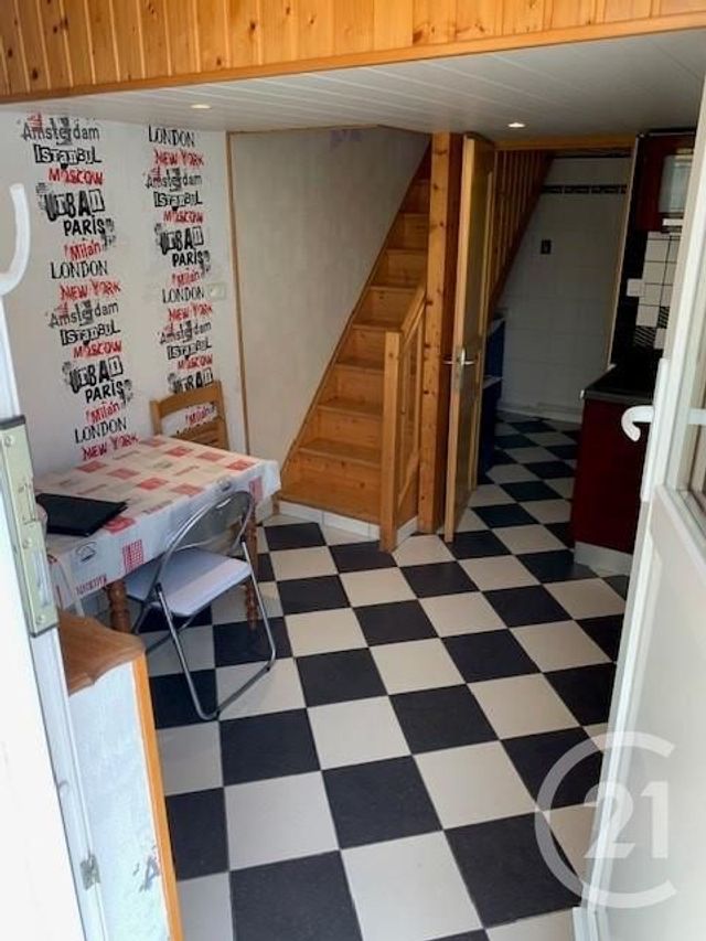 Appartement F1 &agrave; louer - 1 pi&egrave;ce - 19,03 m2 - Epinal - 88 - LORRAINE