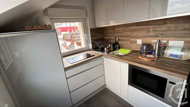 Appartement F1 &agrave; louer - 1 pi&egrave;ce - 24,40 m2 - Remiremont - 88 - LORRAINE