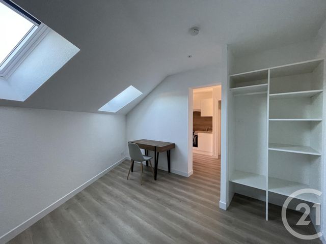 Appartement F1 &agrave; louer - 1 pi&egrave;ce - 25,76 m2 - Remiremont - 88 - LORRAINE
