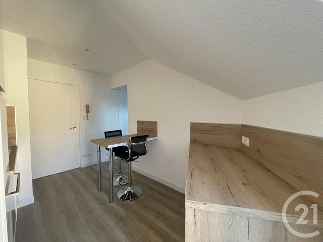 Appartement F1 &agrave; louer - 1 pi&egrave;ce - 25,76 m2 - Remiremont - 88 - LORRAINE