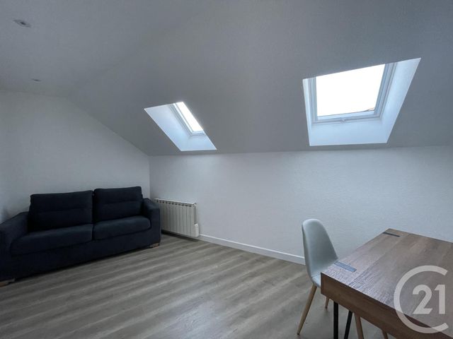 Appartement F1 &agrave; louer - 1 pi&egrave;ce - 25,76 m2 - Remiremont - 88 - LORRAINE