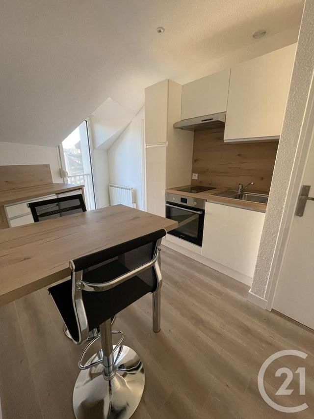 Appartement F1 &agrave; louer - 1 pi&egrave;ce - 25,76 m2 - Remiremont - 88 - LORRAINE