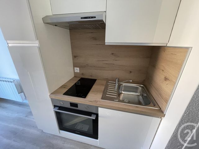 Appartement F1 &agrave; louer - 1 pi&egrave;ce - 25,76 m2 - Remiremont - 88 - LORRAINE