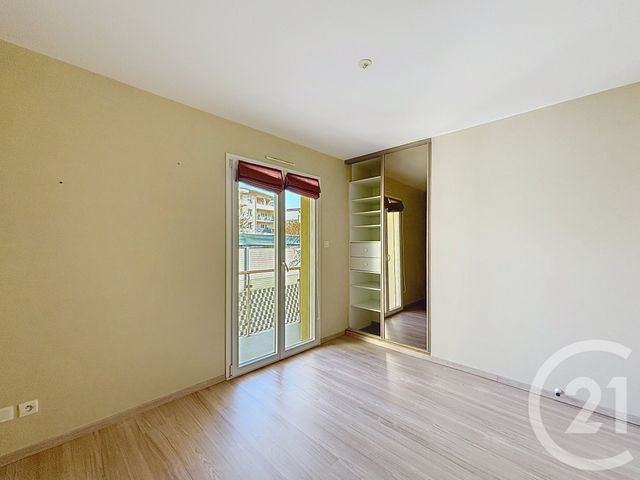 Appartement F3 &agrave; louer - 3 pi&egrave;ces - 81,81 m2 - Remiremont - 88 - LORRAINE