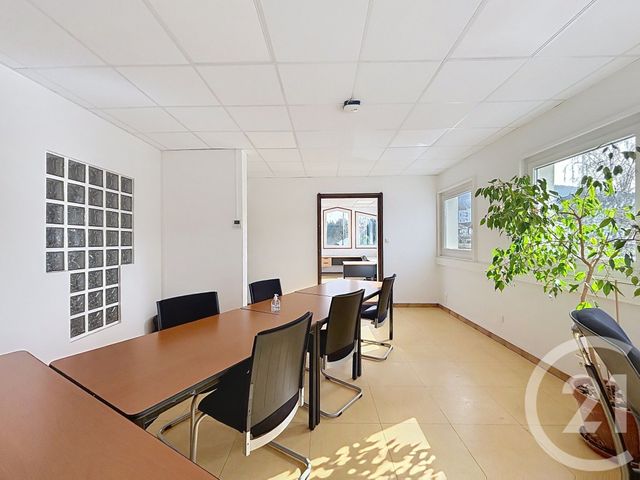 Bureaux à louer - 160.0 m2 - 88 - Vosges