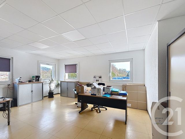 Bureaux à louer - 160.0 m2 - 88 - Vosges