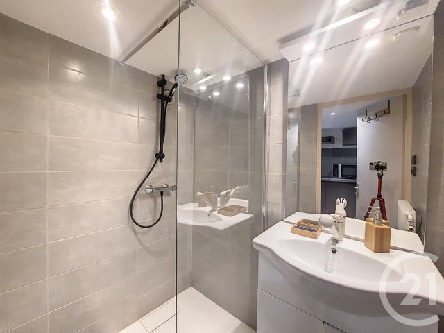 Appartement F2 &agrave; louer - 2 pi&egrave;ces - 43,12 m2 - Remiremont - 88 - LORRAINE