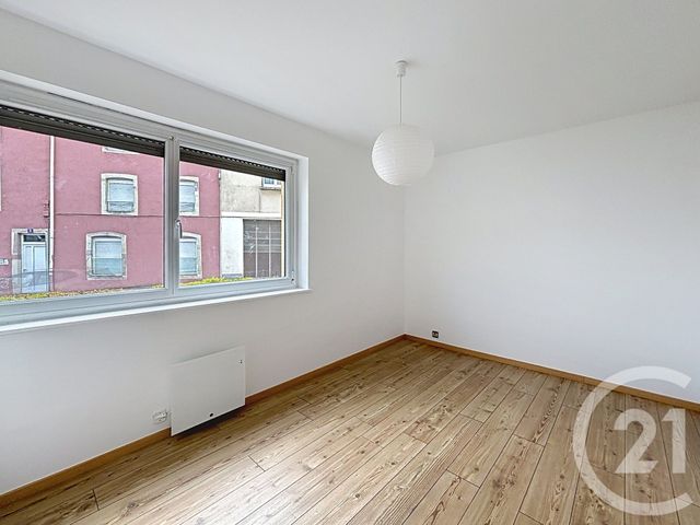 Appartement F2 &agrave; louer - 2 pi&egrave;ces - 56,98 m2 - Remiremont - 88 - LORRAINE