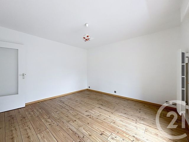 Appartement F2 &agrave; louer - 2 pi&egrave;ces - 56,98 m2 - Remiremont - 88 - LORRAINE