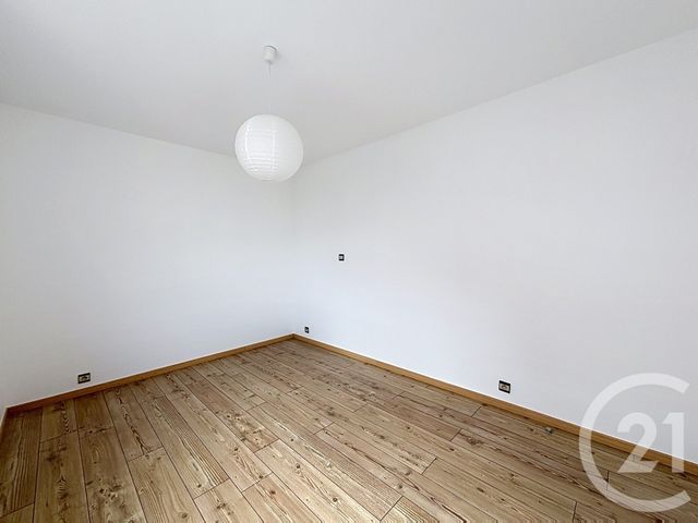 Appartement F2 &agrave; louer - 2 pi&egrave;ces - 56,98 m2 - Remiremont - 88 - LORRAINE