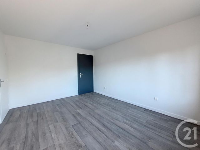 Appartement F2 &agrave; louer - 2 pi&egrave;ces - 59,87 m2 - St Etienne Les Remiremont - 88 - LORRAINE