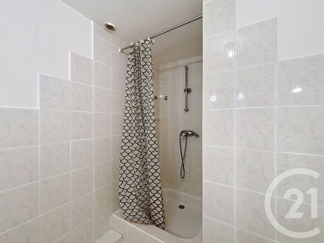 Appartement F3 &agrave; louer - 3 pi&egrave;ces - 61,23 m2 - Remiremont - 88 - LORRAINE