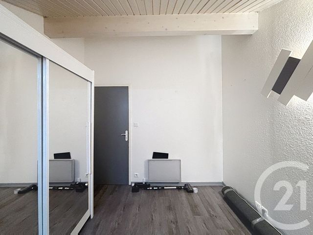 Appartement F3 &agrave; louer - 3 pi&egrave;ces - 71,15 m2 - Remiremont - 88 - LORRAINE