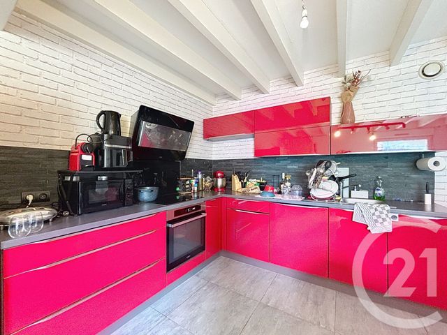 Appartement F3 &agrave; louer - 3 pi&egrave;ces - 71,15 m2 - Remiremont - 88 - LORRAINE