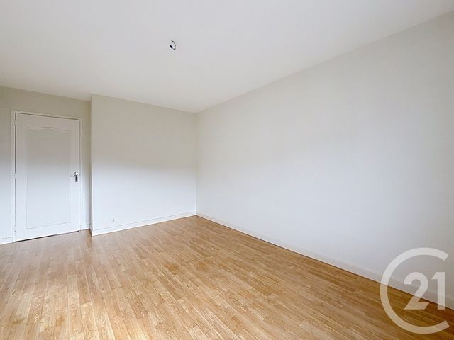 Appartement F3 &agrave; louer - 3 pi&egrave;ces - 77,12 m2 - Remiremont - 88 - LORRAINE