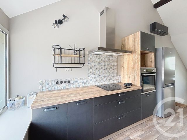 Appartement F3 &agrave; louer - 3 pi&egrave;ces - 74,21 m2 - Remiremont - 88 - LORRAINE