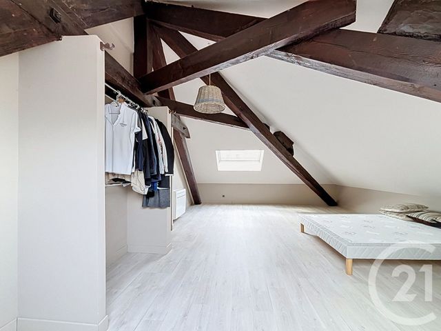 Appartement F3 &agrave; louer - 3 pi&egrave;ces - 74,21 m2 - Remiremont - 88 - LORRAINE