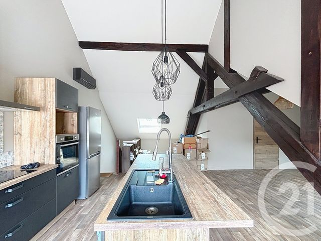 Appartement F3 &agrave; louer - 3 pi&egrave;ces - 74,21 m2 - Remiremont - 88 - LORRAINE