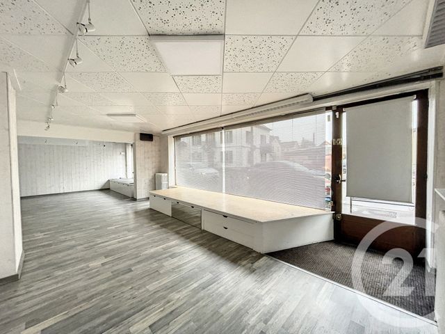 Local commercial à louer - 73.98 m2 - 88 - Vosges