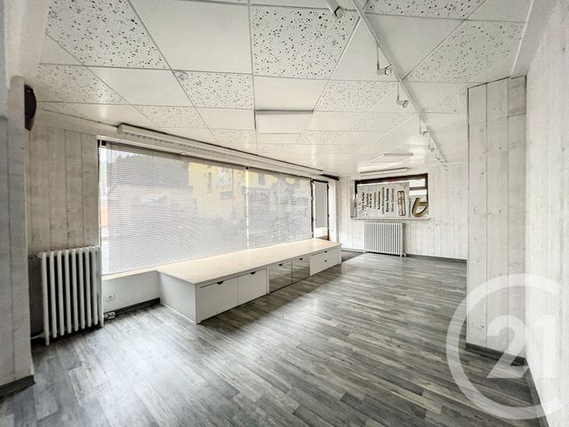 Local commercial à louer - 73.98 m2 - 88 - Vosges