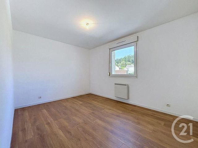 Appartement F3 &agrave; louer - 3 pi&egrave;ces - 87,58 m2 - Epinal - 88 - LORRAINE