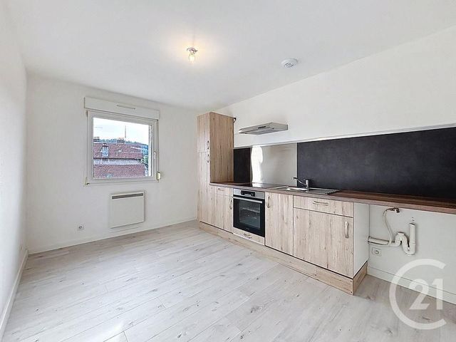 Appartement F3 &agrave; louer - 3 pi&egrave;ces - 87,58 m2 - Epinal - 88 - LORRAINE