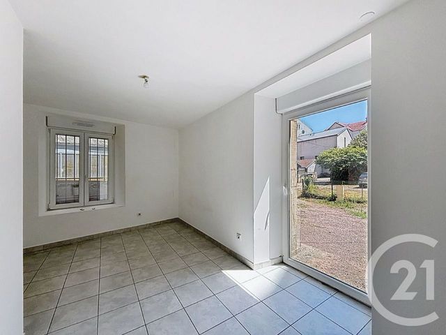 Appartement F3 &agrave; louer - 3 pi&egrave;ces - 63,88 m2 - Epinal - 88 - LORRAINE