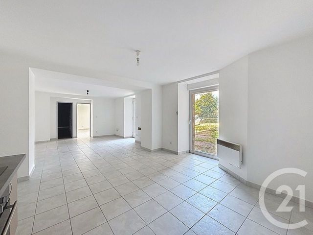 Appartement F3 &agrave; louer - 3 pi&egrave;ces - 63,88 m2 - Epinal - 88 - LORRAINE