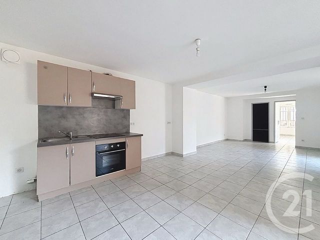Appartement F3 &agrave; louer - 3 pi&egrave;ces - 63,88 m2 - Epinal - 88 - LORRAINE