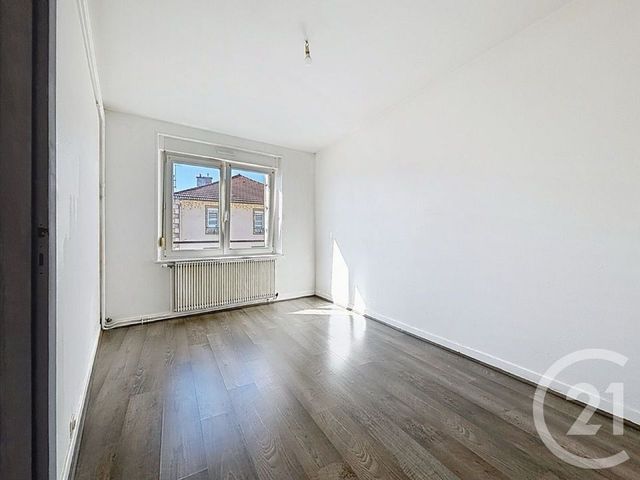 Appartement F3 &agrave; louer - 3 pi&egrave;ces - 64 m2 - Epinal - 88 - LORRAINE
