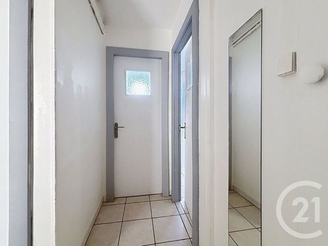 Appartement F3 &agrave; louer - 3 pi&egrave;ces - 64 m2 - Epinal - 88 - LORRAINE