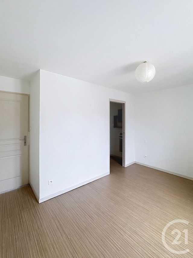 Appartement F2 &agrave; louer - 2 pi&egrave;ces - 43,89 m2 - Remiremont - 88 - LORRAINE