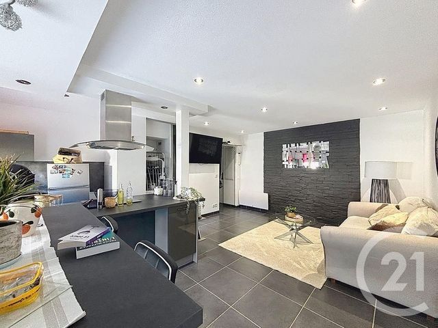 Appartement F2 &agrave; louer - 2 pi&egrave;ces - 49,25 m2 - Epinal - 88 - LORRAINE