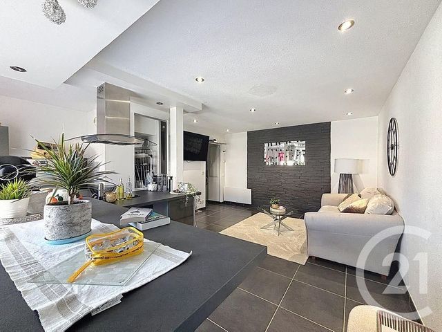 Appartement F2 &agrave; louer - 2 pi&egrave;ces - 49,25 m2 - Epinal - 88 - LORRAINE