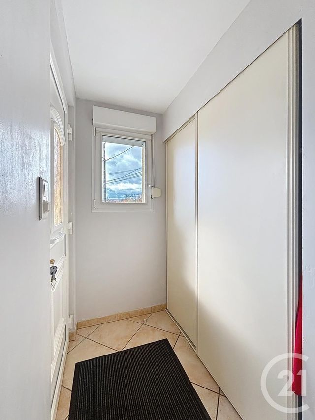 Maison &agrave; louer - 5 pi&egrave;ces - 85,28 m2 - St Etienne Les Remiremont - 88 - LORRAINE