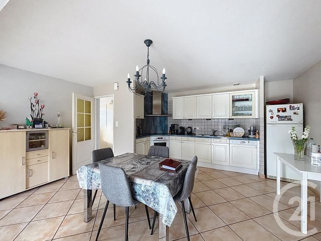 Maison &agrave; louer - 5 pi&egrave;ces - 85,28 m2 - St Etienne Les Remiremont - 88 - LORRAINE