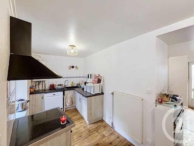 Appartement F3 &agrave; louer - 3 pi&egrave;ces - 66 m2 - Remiremont - 88 - LORRAINE