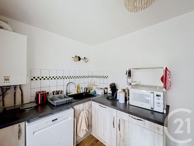 Appartement F3 &agrave; louer - 3 pi&egrave;ces - 66 m2 - Remiremont - 88 - LORRAINE