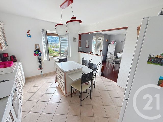Appartement F5 &agrave; vendre - 5 pi&egrave;ces - 95,77 m2 - St Nabord - 88 - LORRAINE