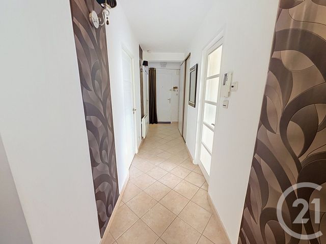 Appartement F5 &agrave; vendre - 5 pi&egrave;ces - 95,77 m2 - St Nabord - 88 - LORRAINE
