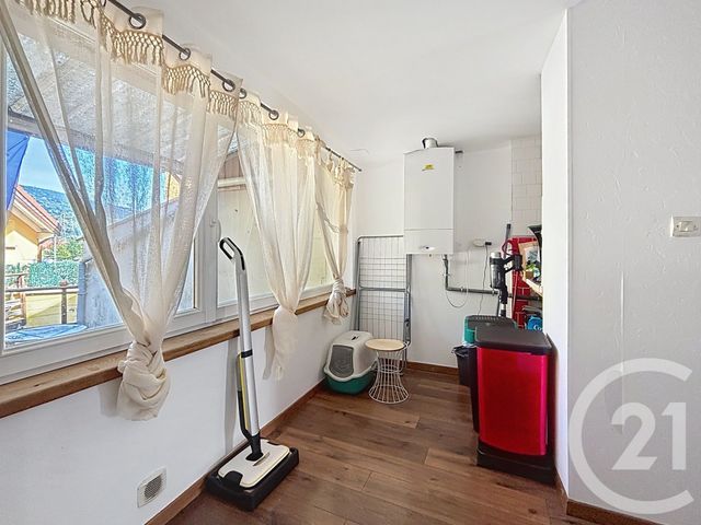 Appartement F2 &agrave; louer - 2 pi&egrave;ces - 65,88 m2 - Remiremont - 88 - LORRAINE