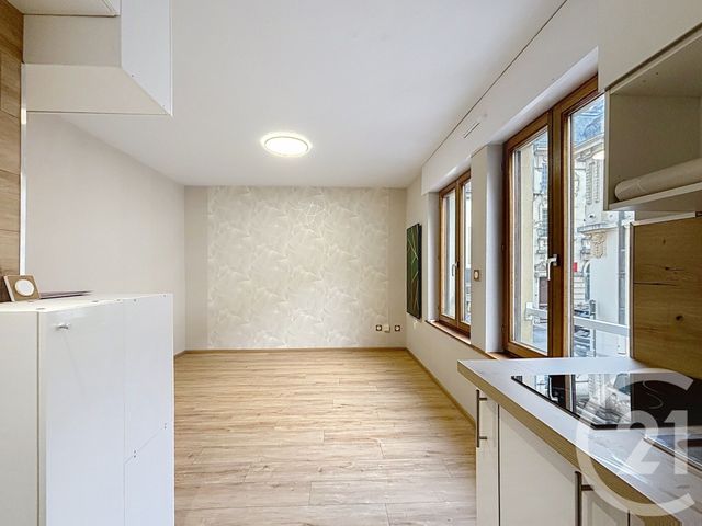 Appartement Studio &agrave; louer - 1 pi&egrave;ce - 18,02 m2 - Remiremont - 88 - LORRAINE