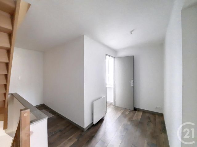 Appartement F4 &agrave; louer - 4 pi&egrave;ces - 85,79 m2 - Pouxeux - 88 - LORRAINE