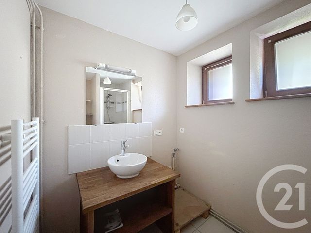 Appartement F3 &agrave; louer - 3 pi&egrave;ces - 62,69 m2 - Le Thillot - 88 - LORRAINE