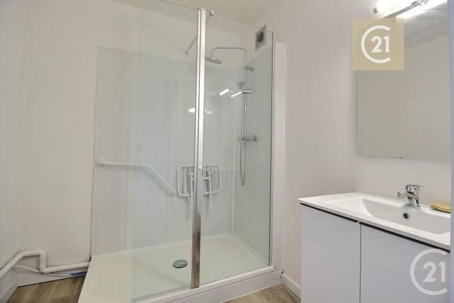 Appartement F4 à vendre - 4 pièces - 71,44 m2 - Livry Gargan - 93 - ILE-DE-FRANCE