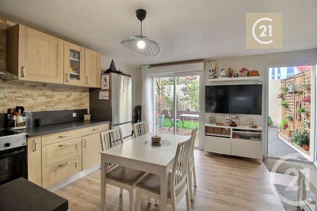 Appartement F4 à vendre - 4 pièces - 63,89 m2 - Les Pavillons Sous Bois - 93 - ILE-DE-FRANCE