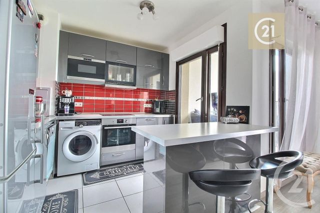 Appartement F3 &agrave; vendre - 3 pi&egrave;ces - 60,95 m2 - Les Pavillons Sous Bois - 93 - ILE-DE-FRANCE