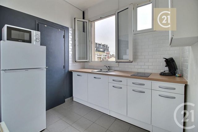 Appartement à vendre - 2 pièces - 30,52 m2 - Les Pavillons Sous Bois - 93 - ILE-DE-FRANCE